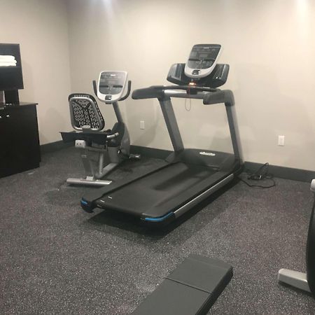 Wingate By Wyndham Jfk Airport, Far Rockaway Ny Hotel Ню Йорк Екстериор снимка