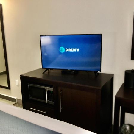 Wingate By Wyndham Jfk Airport, Far Rockaway Ny Hotel Ню Йорк Екстериор снимка