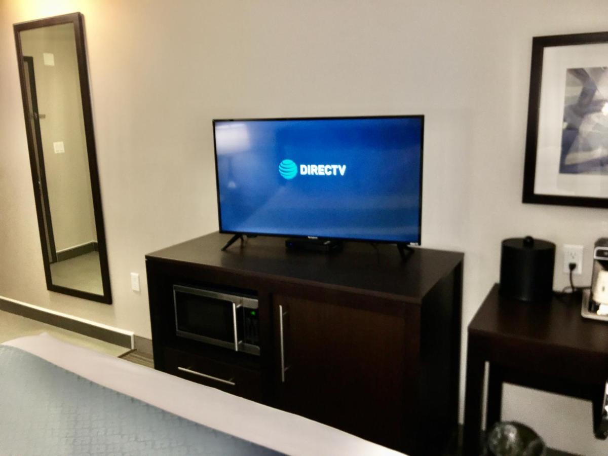 Wingate By Wyndham Jfk Airport, Far Rockaway Ny Hotel Ню Йорк Екстериор снимка